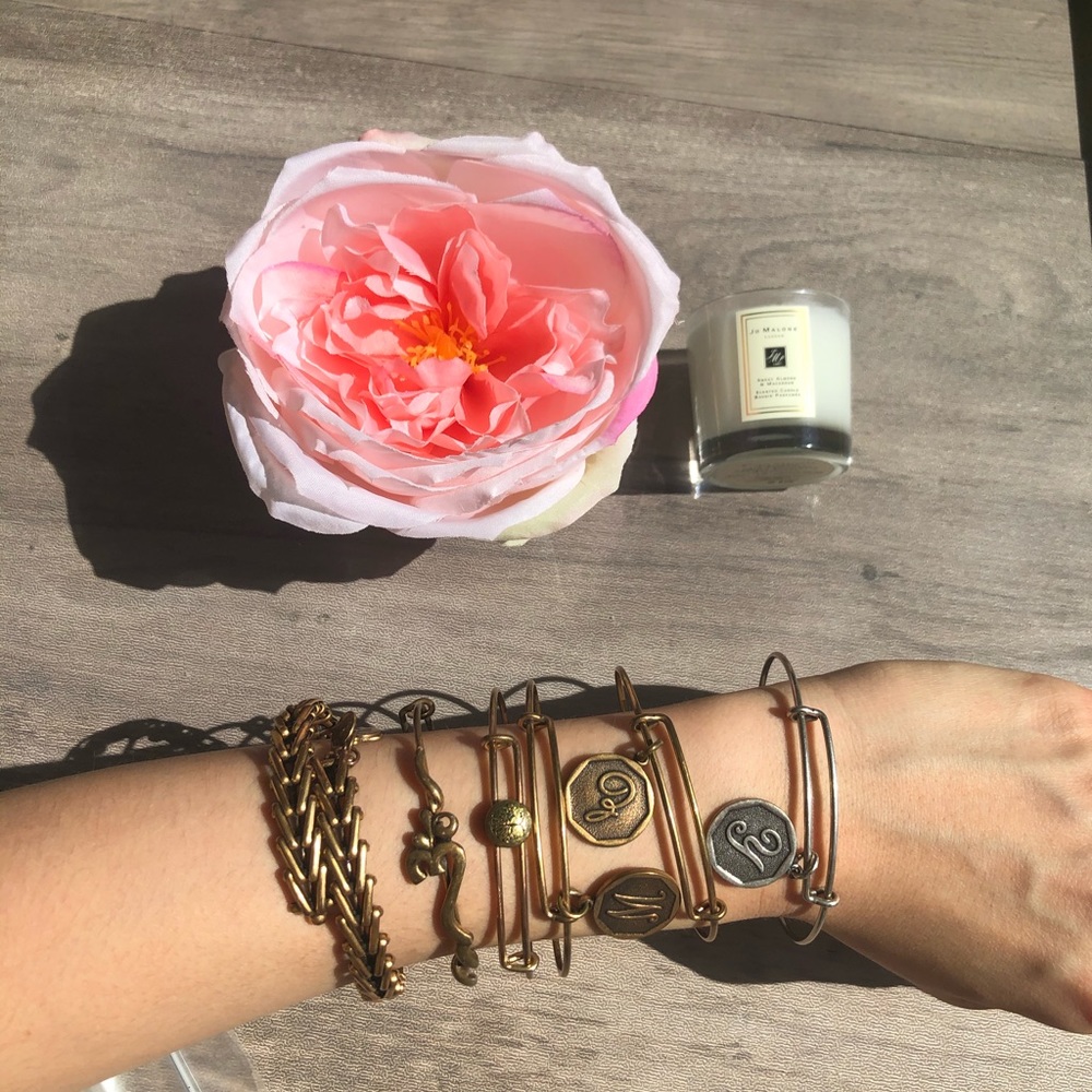 Alex and ani ohm yoga universal sound bracelet